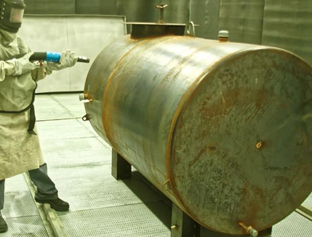 Consertos de tanques, carretas e truck