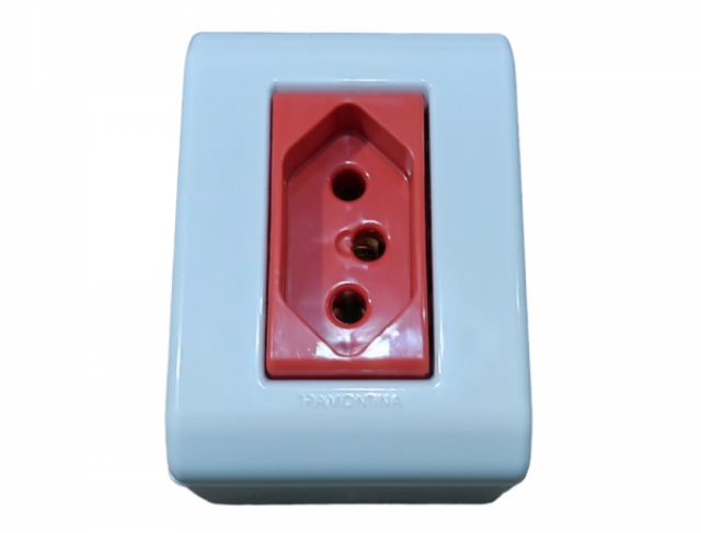 CX+TAMPA+TOMADA 2P+T 20A/250V VERMELHA