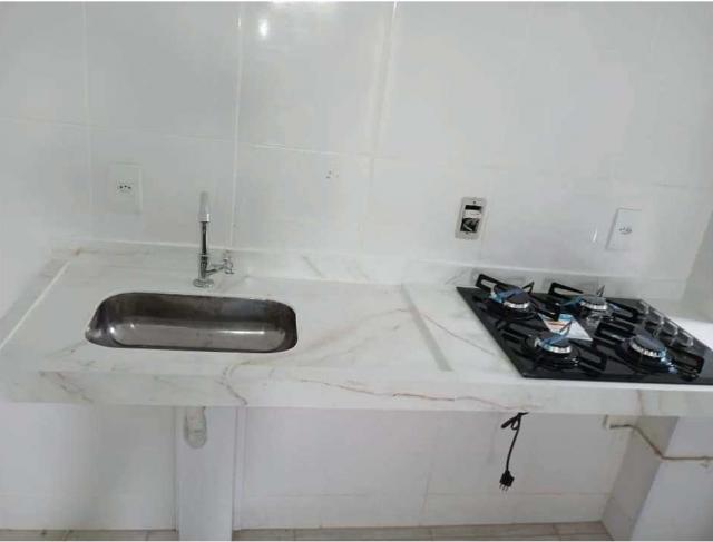  Marble Branco